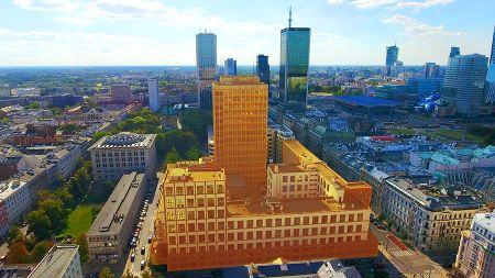 Orange-sprzedaje-kompleks-budynków-w-centrum-Warszawy-2.jpg