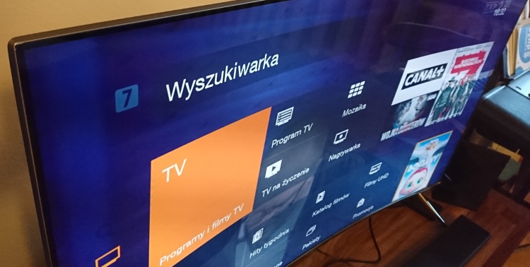 Przyszłość telewizji – spojrzenie na telewizor Super UHD Samsung 49KS7500