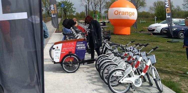 Stalowa Wola dzięki Orange i Roovee ma rowery miejskie