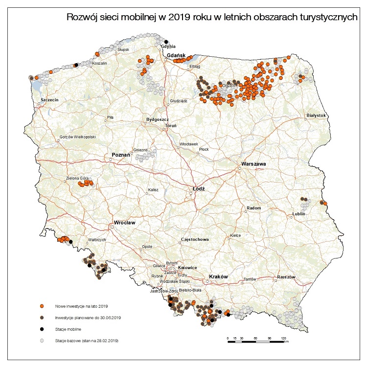 Mapa przedstawia rozmieszczenie stacji bazowych Orange Polska wzmocnionych lub ustawionych w przygotowaniu na wakacje 2019 r.