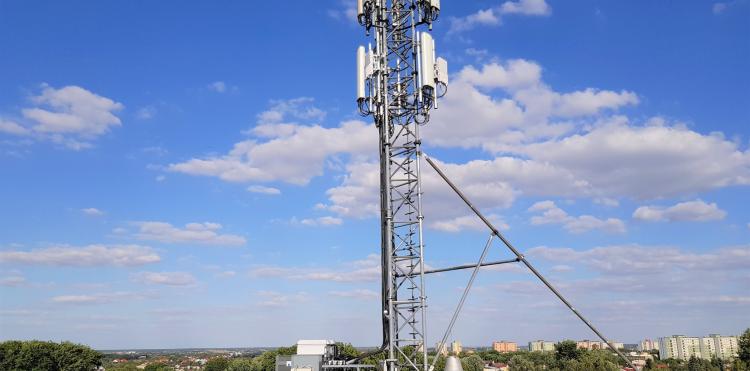 Rozpoczęliśmy testy 5G w Lublinie. Orange Polska i Nokia uruchomiły w mieście sieć 10 stacji bazowych