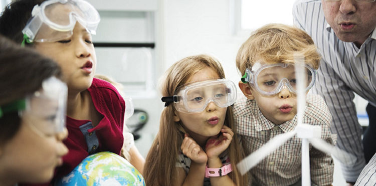 Orange Polska wspiera badanie jakości powietrza w szkołach