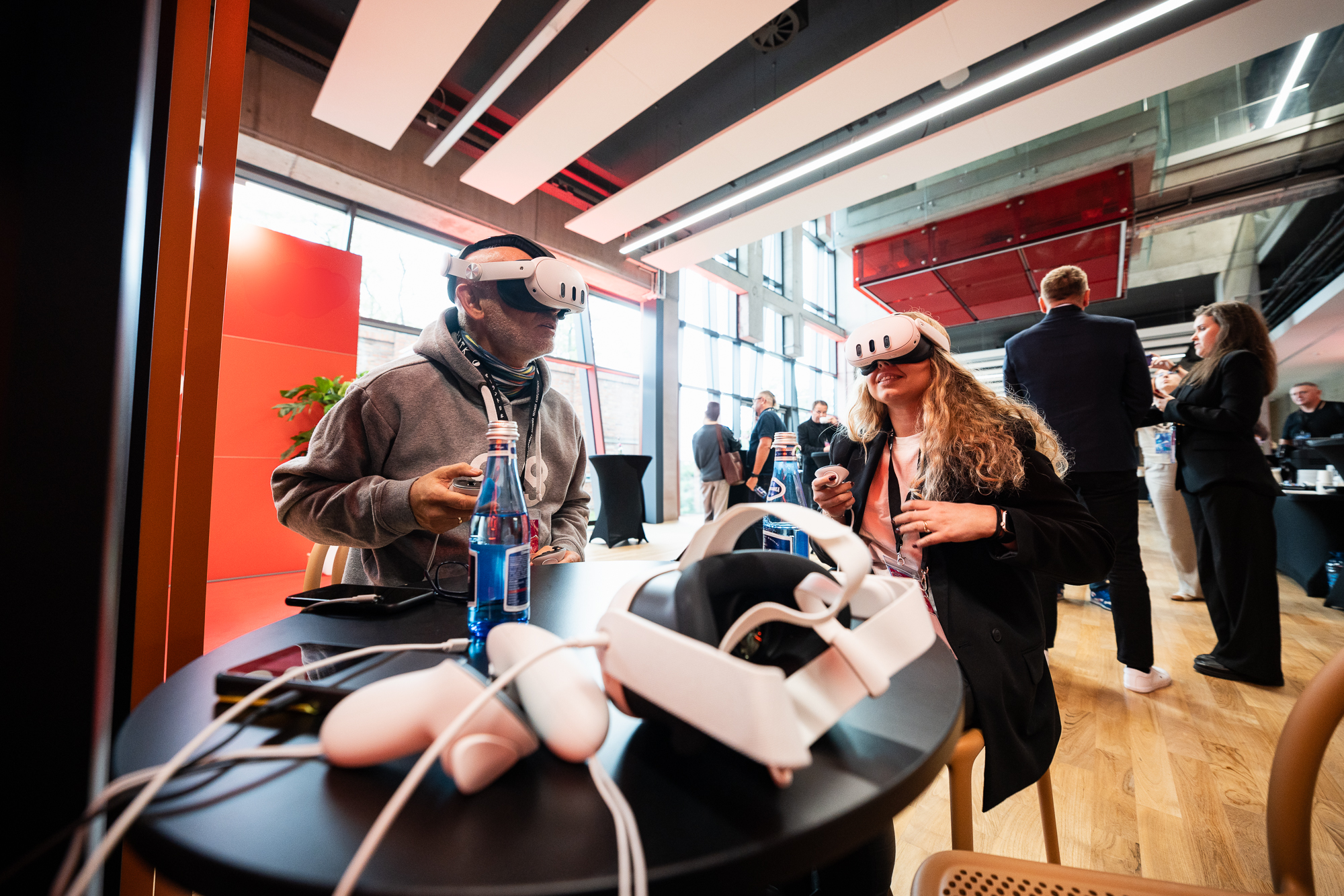 Usługi, patenty i współpraca z uczelniami