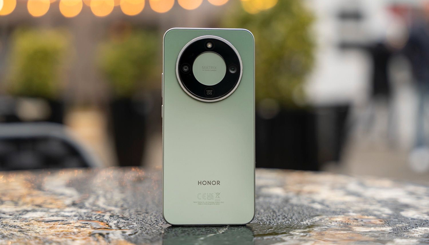 Najnowsza seria HONOR Magic8 w Orange