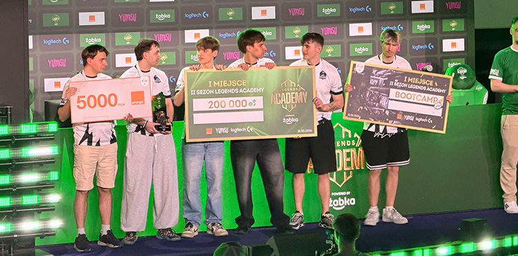 Wielkie e-sportowe emocje na jeszcze większym ekranie