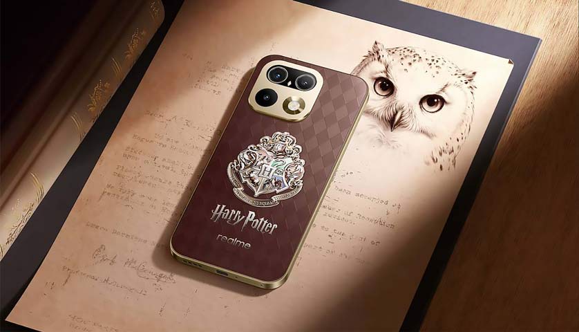 Smartfon w kuferku i list z Hogwartu
